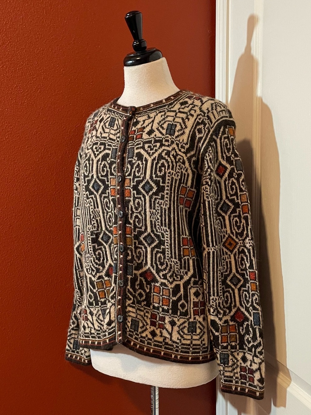 Intiwara Women’s Handmade Alpaca Wool Bolivian Art To Wear Art Deco Mod Cardigan